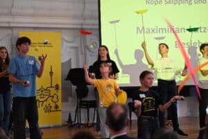 20 Jahre Jugendbegleiter-Programm – ein Erfolgsmodell feiert Jubiläum